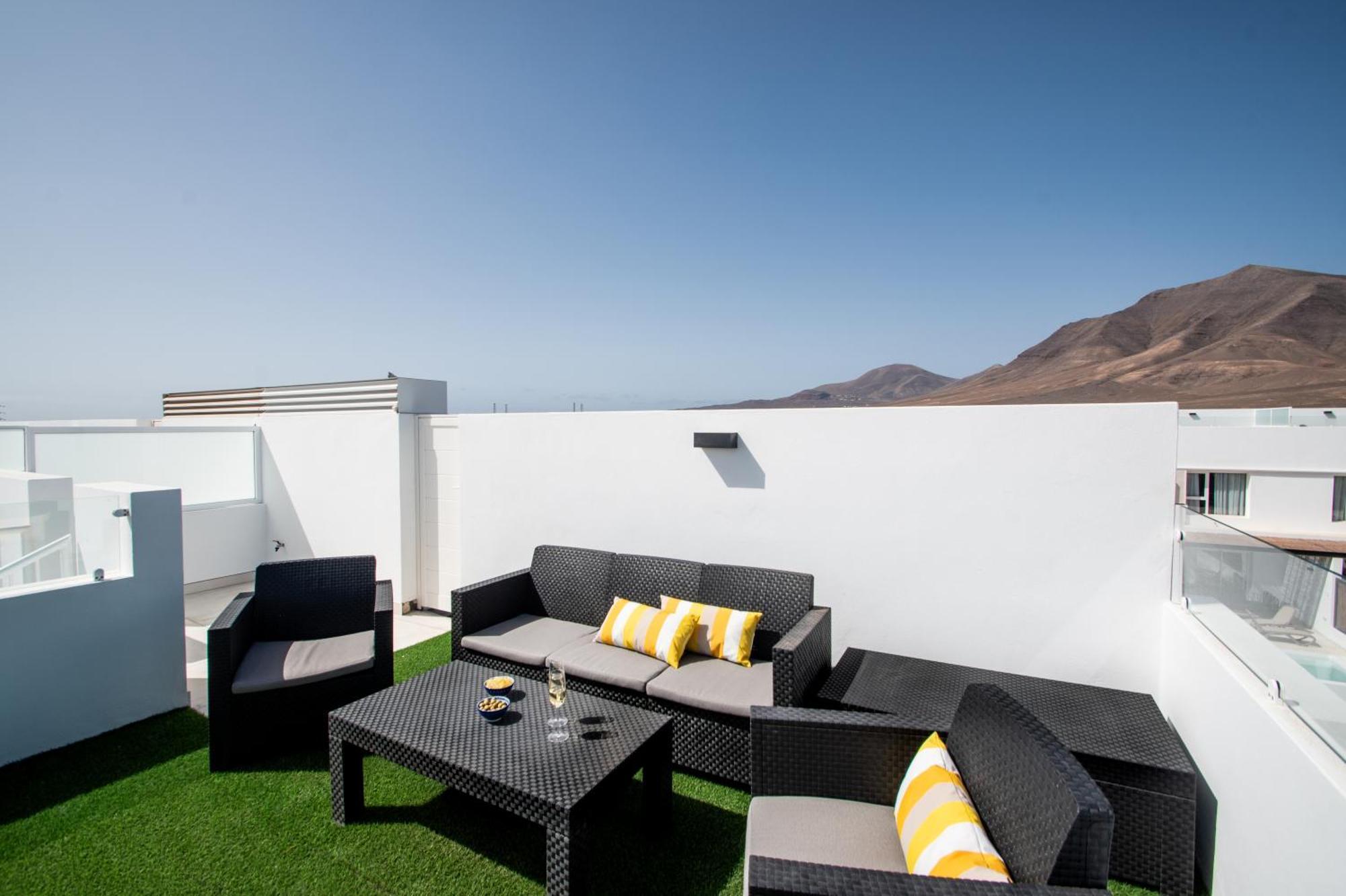 Serena Villa 38 - Heated Pool, Sea Views, Ac, High Speed Internet Playa Blanca  Eksteriør bilde